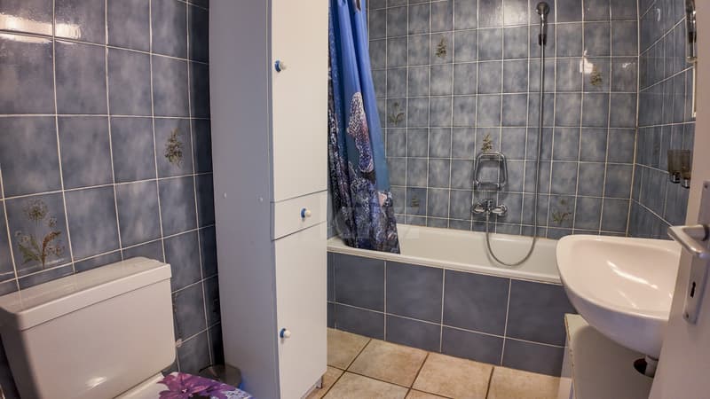 To renovate! Charming country house with great potential (4)