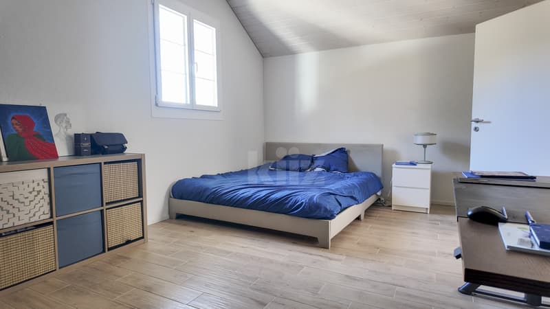 Splendid recent duplex with large balcony and panoramic view (10)