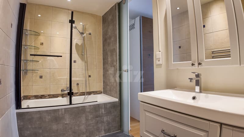 Spacious apartment with tennis and pool (6)