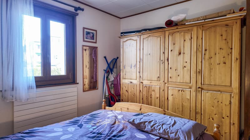 Charming house with 3 apartments close to the city center (11)