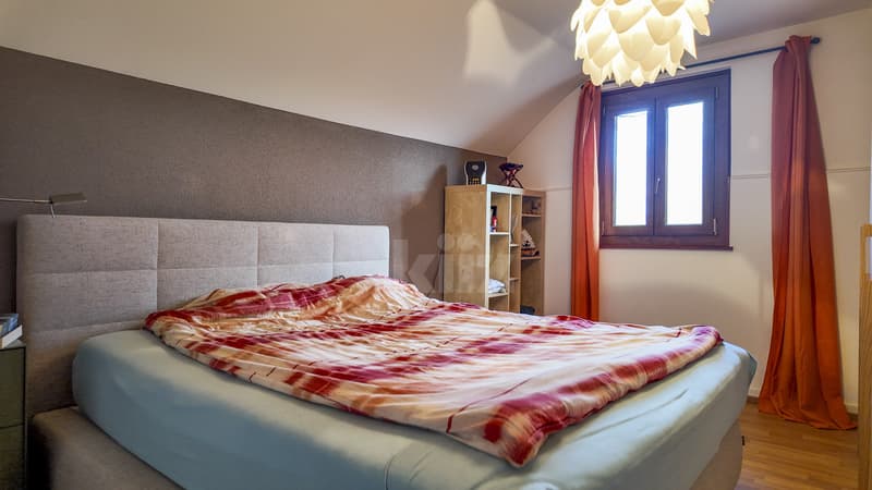 Charming house with 3 apartments close to the city center (9)