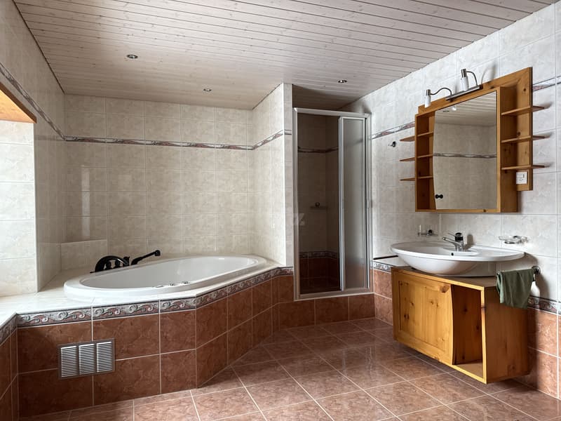 To renovate! Charming individual villa (7)