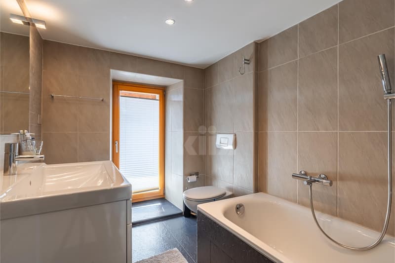 Magnificent renovated chalet with a view of the Alps (9)