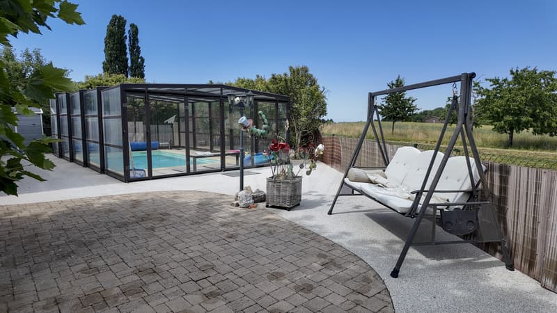 Prachtvolles Landhaus mit Garten und Pool (3)
