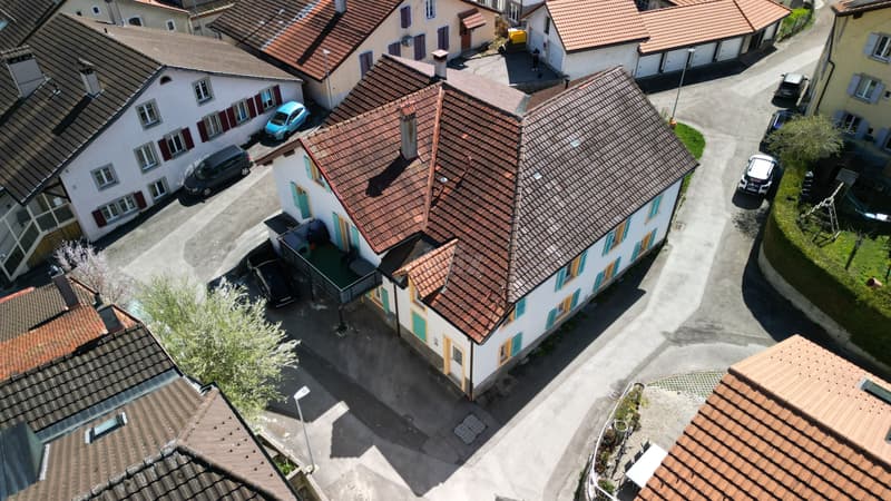 Casa affascinante di due unità (10)