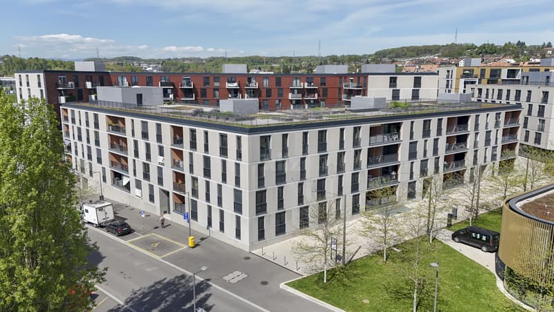 Schönes contemporary Apartment mit Loggia und freier Sicht (1)