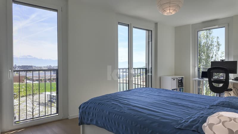 Schönes contemporary Apartment mit Loggia und freier Sicht (10)