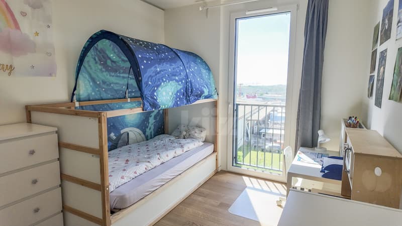 Schönes contemporary Apartment mit Loggia und freier Sicht (7)