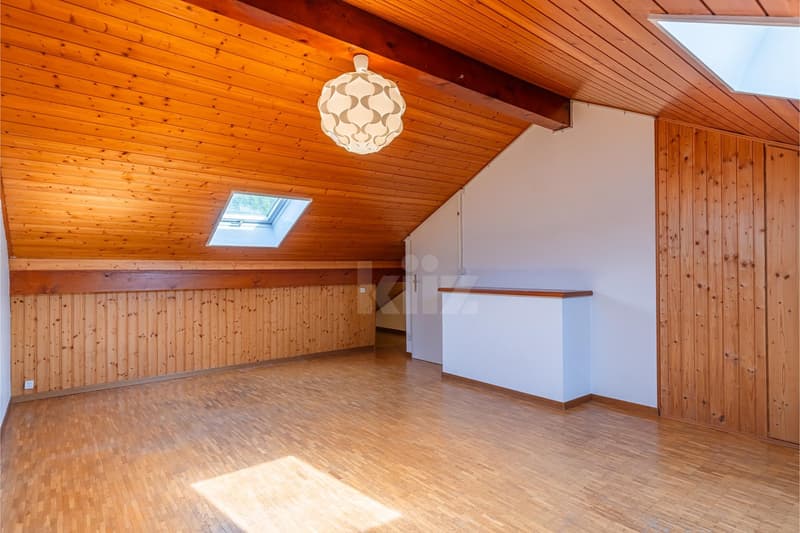 Charming semi-detached house with independent studio (10)