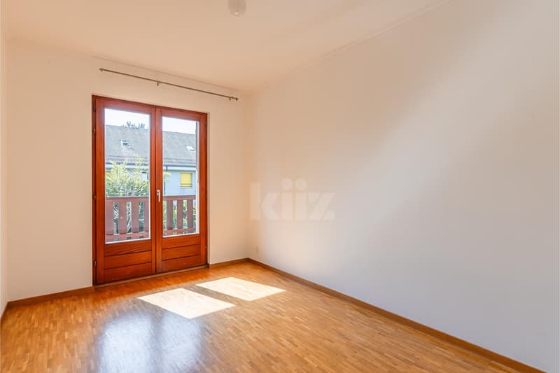 Charming semi-detached house with independent studio (5)