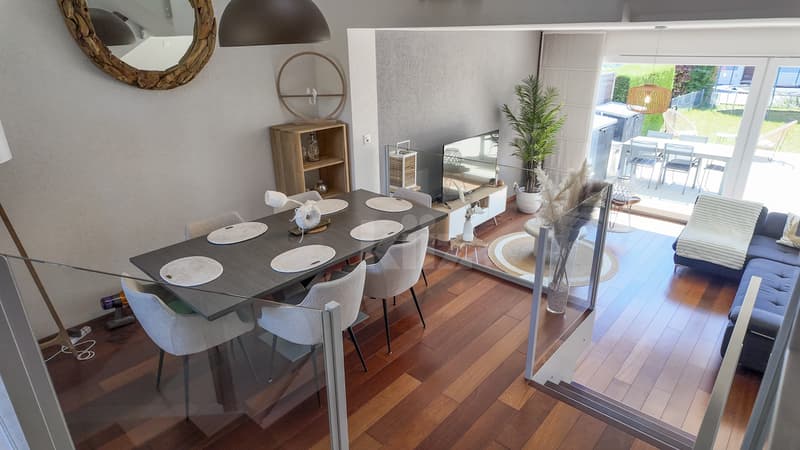 Beautiful semi-detached house with garden and lake view (4)