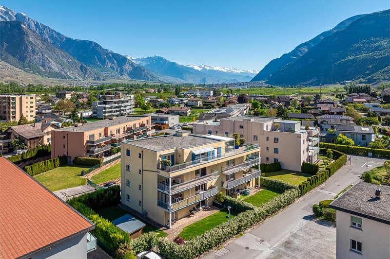 Beautiful apartment with terrace and mountain view (11)
