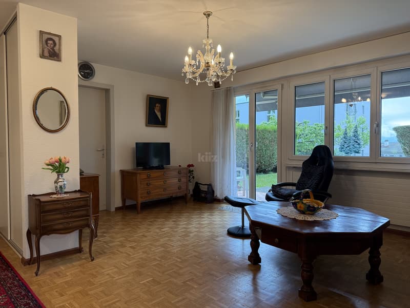 Beautiful apartment with covered terrace and garden (3)