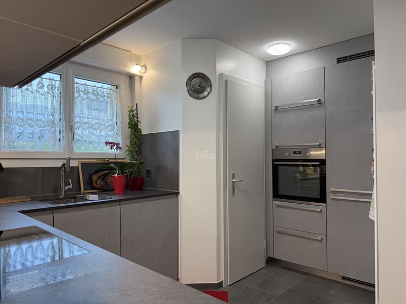 Beautiful apartment with covered terrace and garden (8)