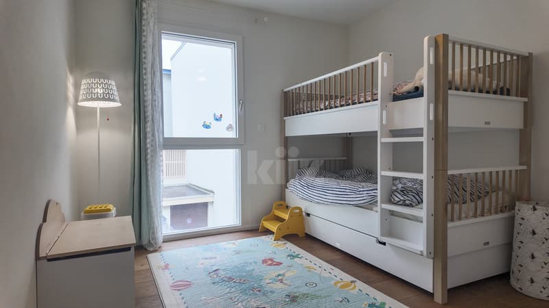 Magnificent apartment with large balcony (8)