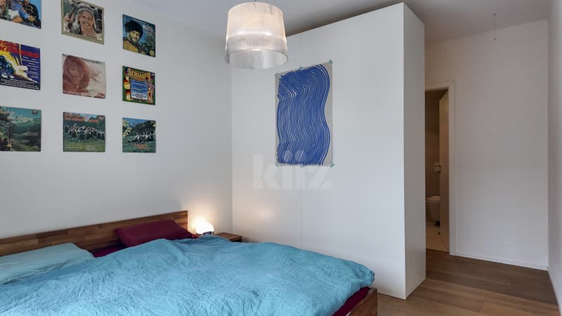 Magnificent apartment with large balcony (10)