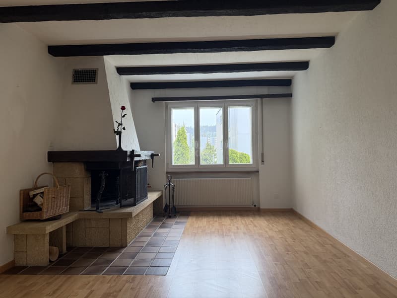 Charming, bright apartment with large loggia (4)