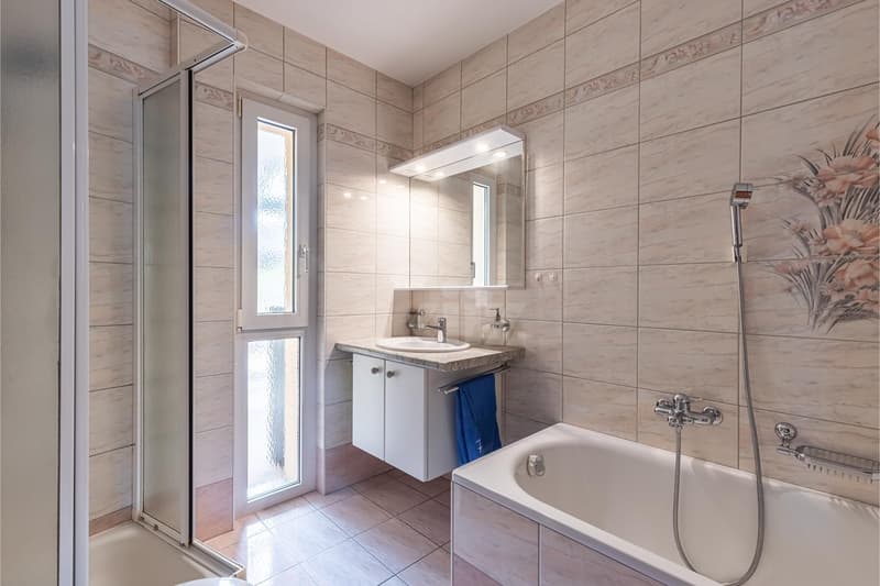 Beautiful family villa with garden and independent studio (9)
