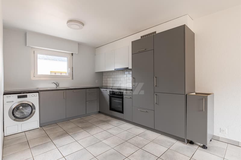Bright duplex with private garden and winter garden (2)