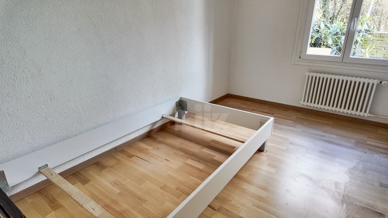 Appartamento completamente ristrutturato con terrazza e giardino (8)
