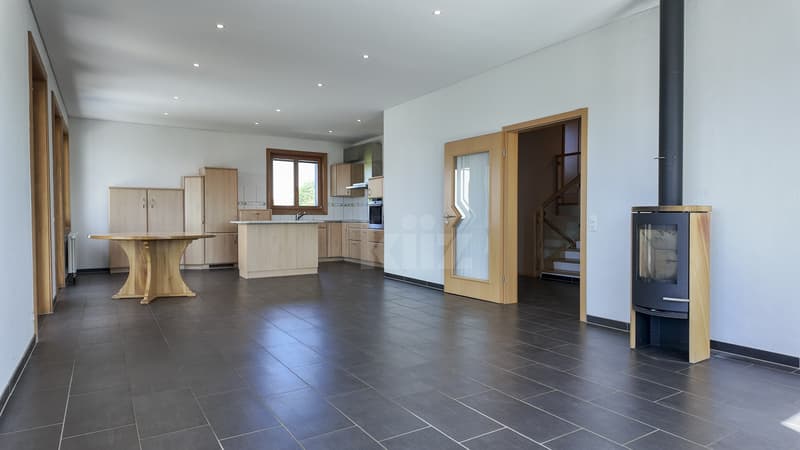 Family house with large garden and open view (4)
