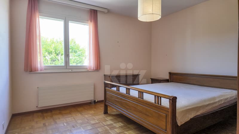 Charming apartment with balcony close to the Lake (8)