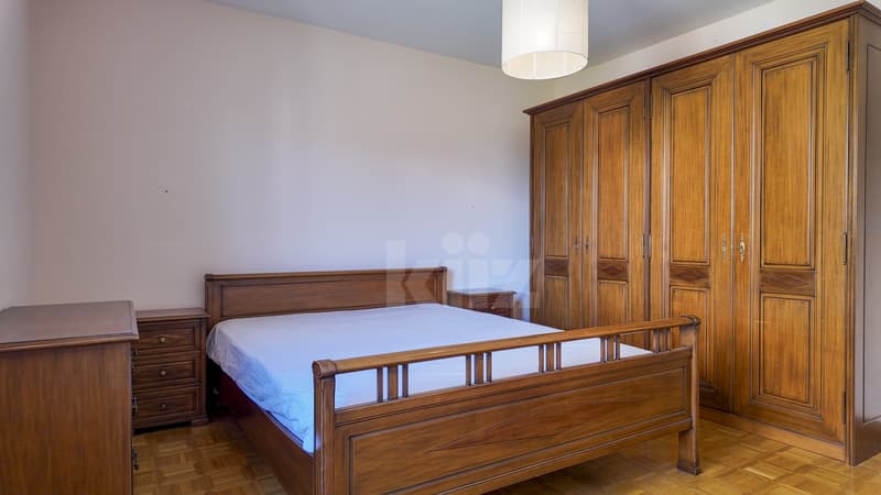 Charming apartment with balcony close to the Lake (9)