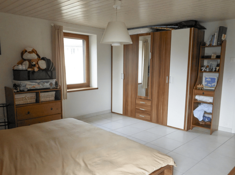 Schönes Haus mit zwei Wohnungen (11)