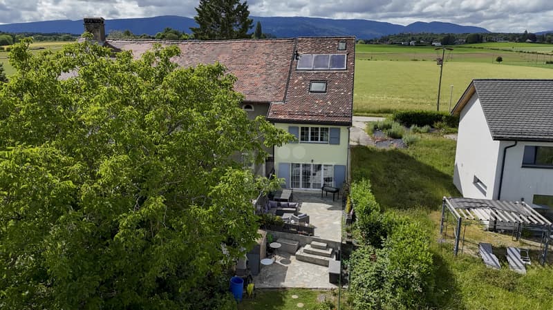 Charmante maison mitoyenne avec grand jardin et vue dégagée (12)