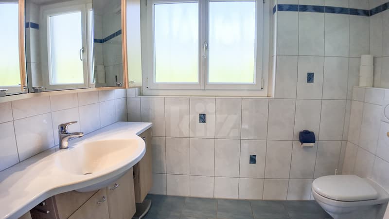 Villa nella quiete ideale situata (8)