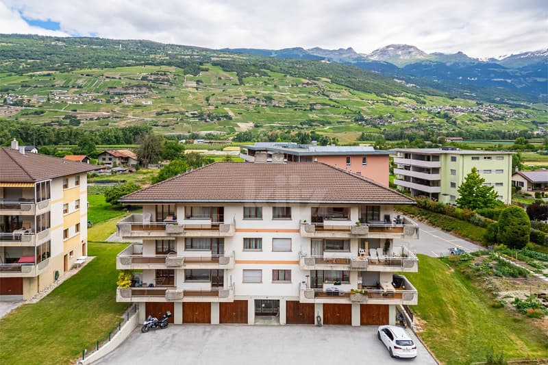Schönes Apartment mit Balkon und Bergblick (11)