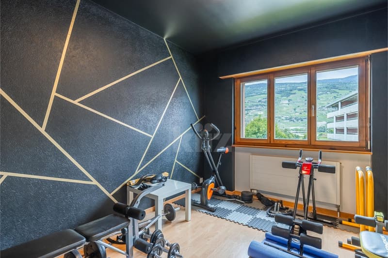 Schönes Apartment mit Balkon und Bergblick (7)