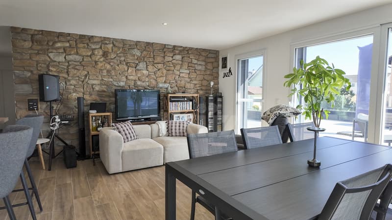 Magnifique appartement avec grande terrasse et vue dégagée (4)
