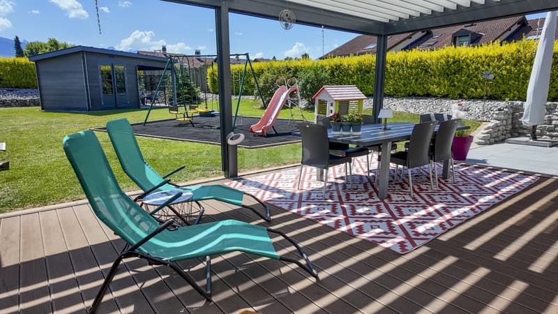 Ravissante maison mitoyenne avec accès à une piscine privée (3)