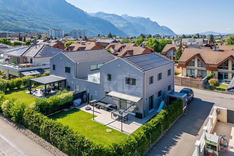 Belle maison contemporaine avec jardin et deux terrasses (12)