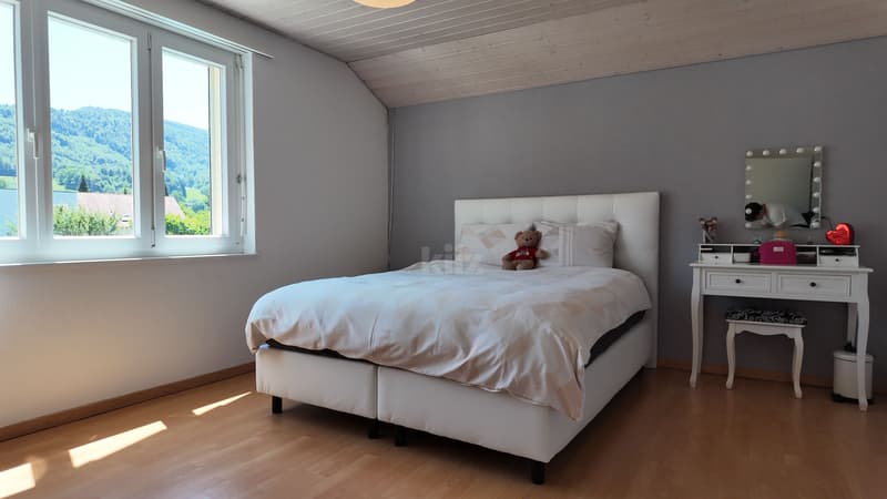 Beautiful villa with pool in a quiet environment (9)