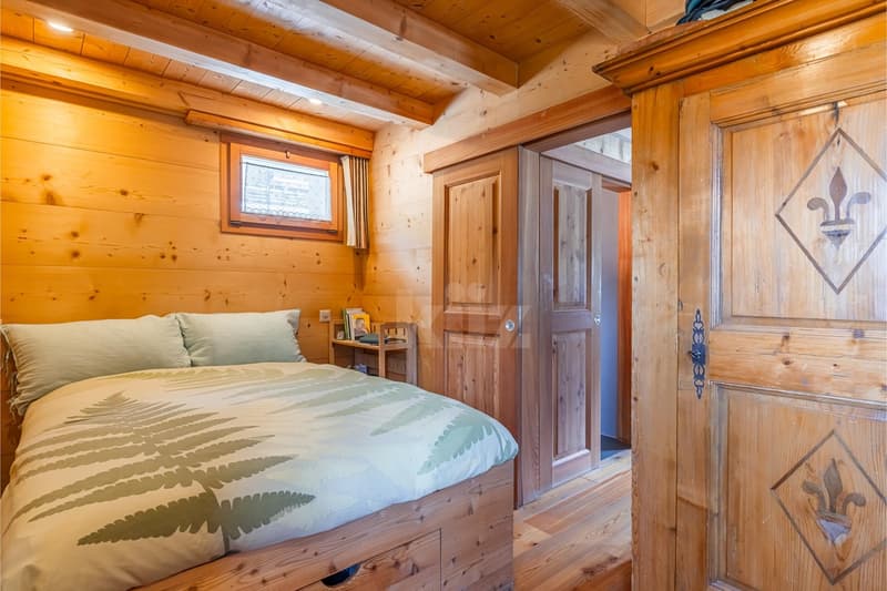 Magnificent chalet with breathtaking views of the Alps (8)