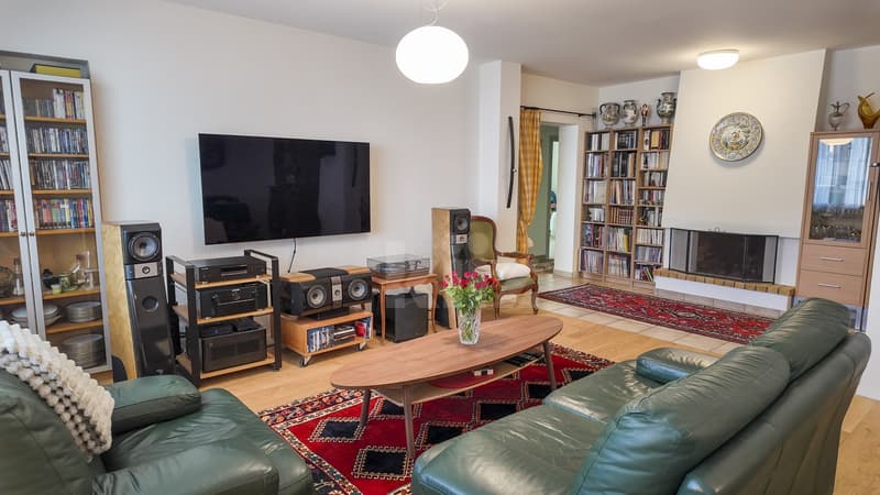 Beautiful ground floor apartment with balcony (2)
