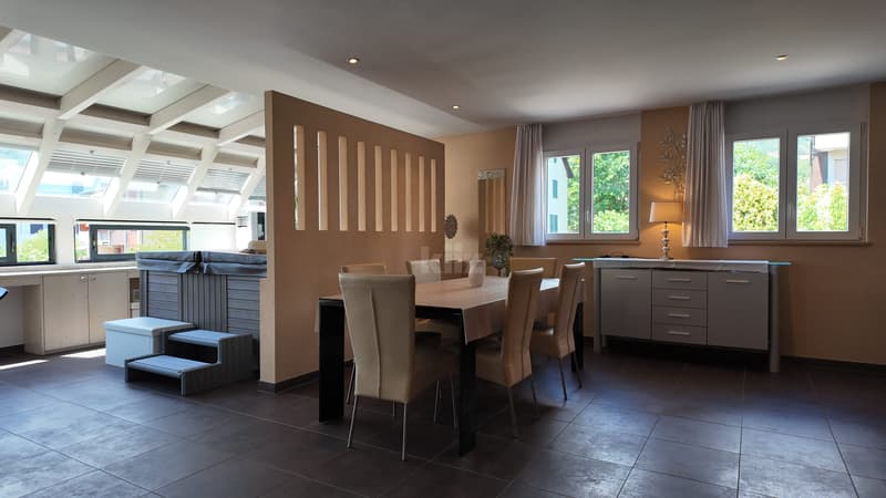 Prachtiges Duplex mit Terrasse, Wintergarten und Whirlpool (5)