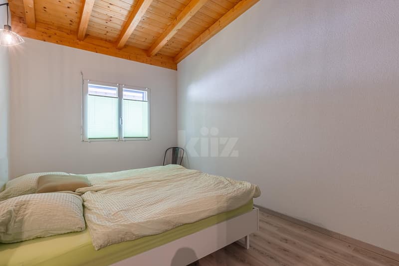 Bella villa recente con grande terrazza (7)