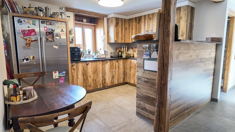 Prächtiges renoviertes Dorfhaus mit eigenem Studio (5)