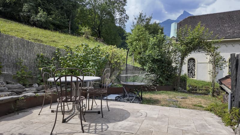 Prächtiges renoviertes Dorfhaus mit eigenem Studio (12)