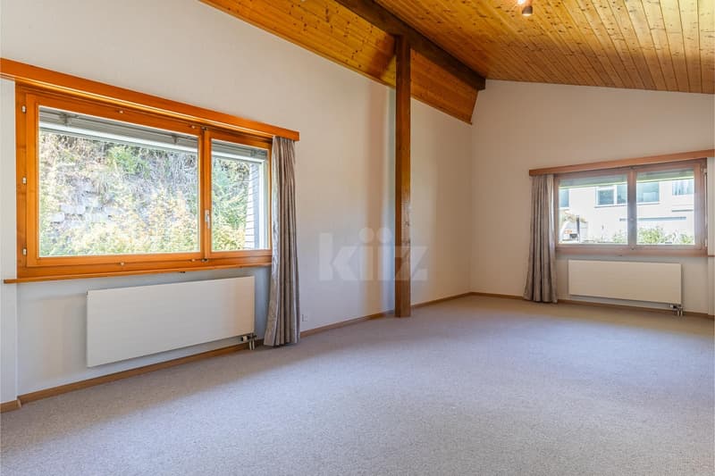 Magnificent individual villa with independent studio (10)