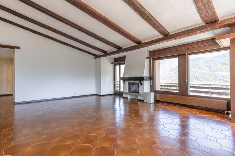 Magnificent individual villa with independent studio (3)