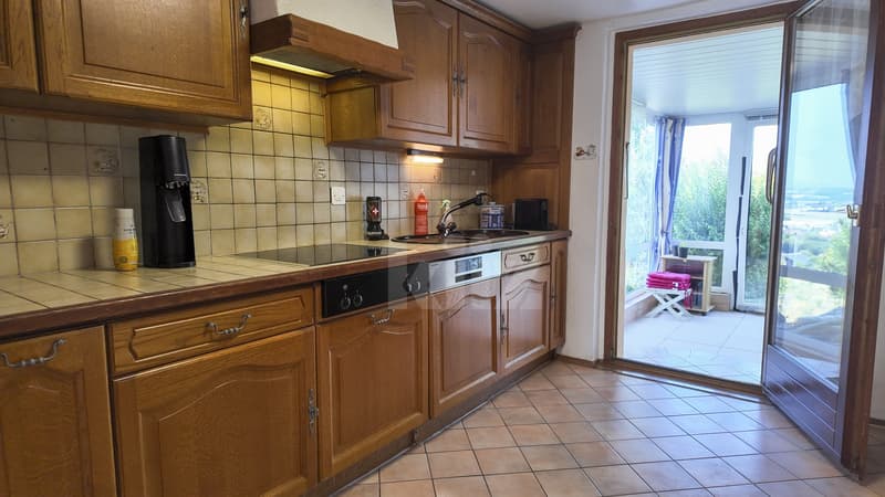Charming village house with two apartments (3)