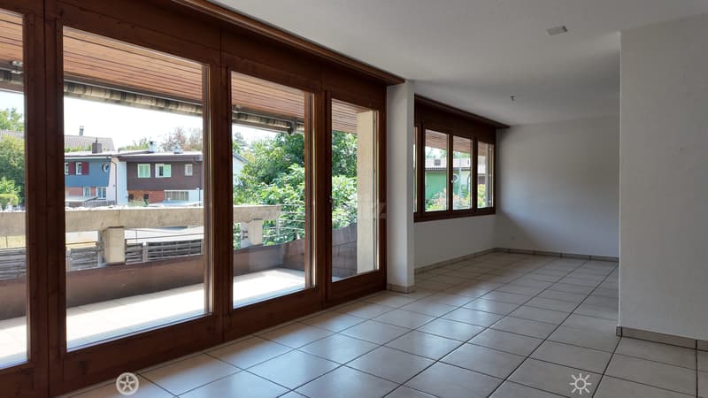 Bel appartement avec balcon dans un quartier calme (4)