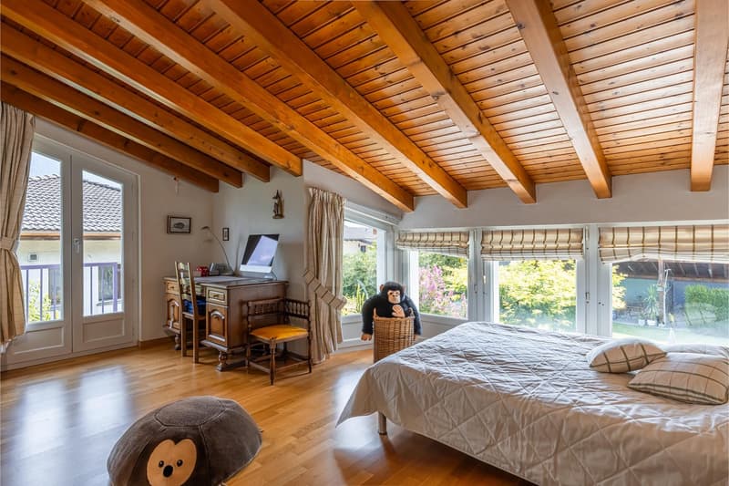 Splendide villa familiale avec piscine et cuisine extérieure (7)