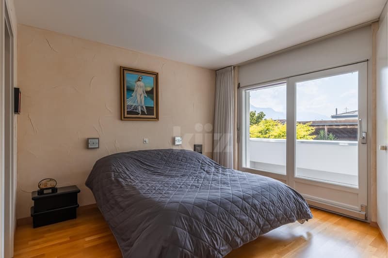 Splendide villa familiale avec piscine et cuisine extérieure (8)