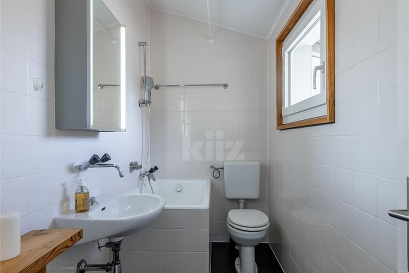 Charmant appartement sur deux niveaux (9)