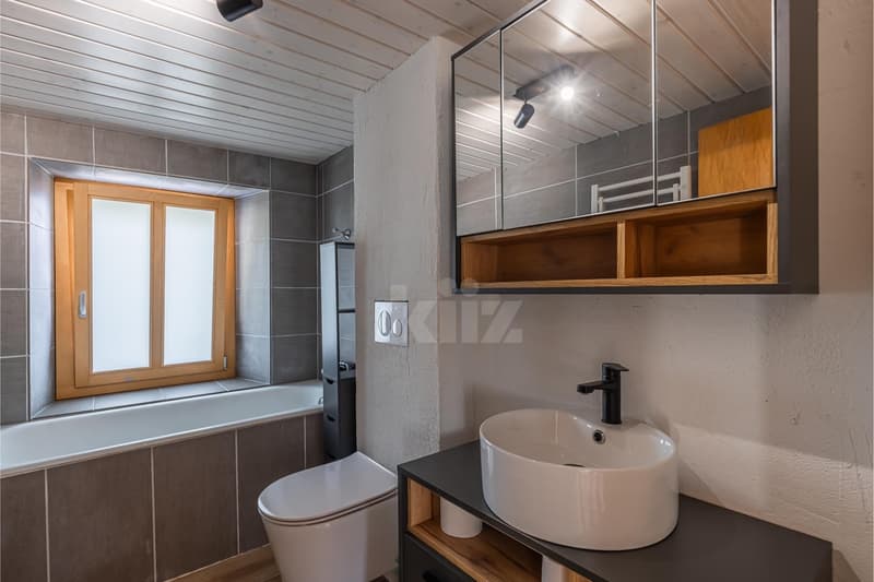 Charmante maison de deux appartements avec vue dégagée. (7)